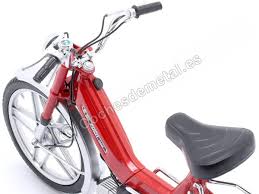 Metalizowany Czerwony Motorower Puch Maxi S 1:10